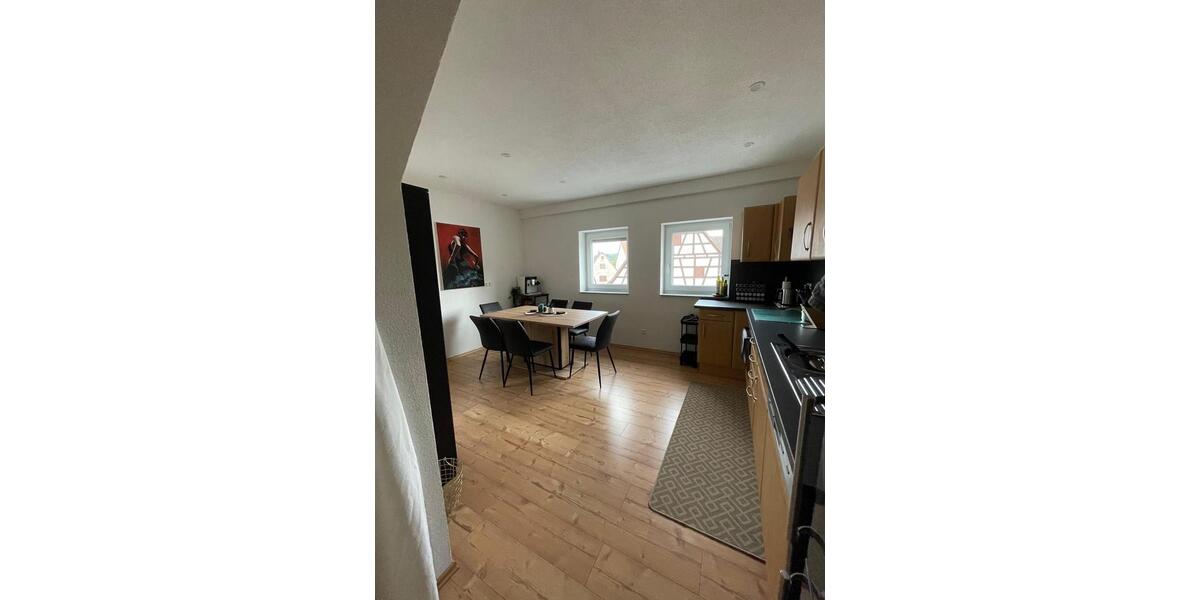 Etagenwohnung Rottenburg am Neckar - 3 Zimmer, 95 m&sup2;, 1.000&euro; | Angebot:26562328