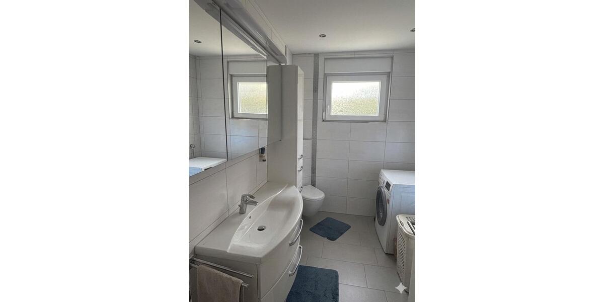 Etagenwohnung Hilchenbach - 3 Zimmer, 95 m&sup2;, 1.200&euro; | Angebot:26278498