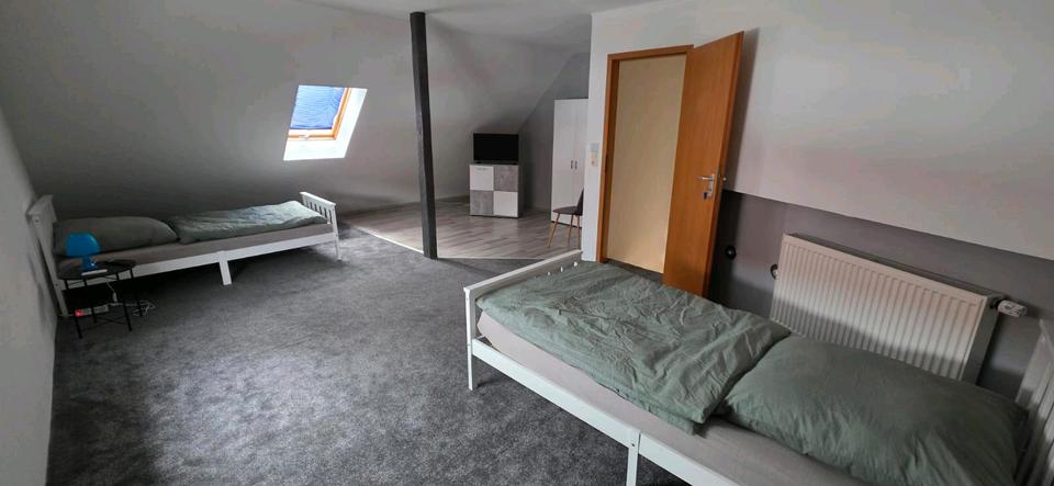 Wohnen auf Zeit Delmenhorst - 4 Zimmer, 130 m&sup2;, 35&euro; | Angebot:23729636