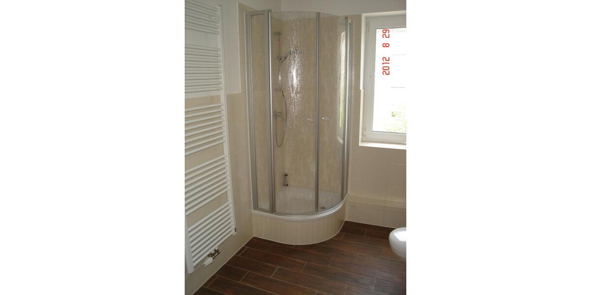 Erdgeschoßwohnung Bitterfeld-Wolfen Bitterfeld - 2 Zimmer, 40 m&sup2;, 280&euro; | Angebot:26587420