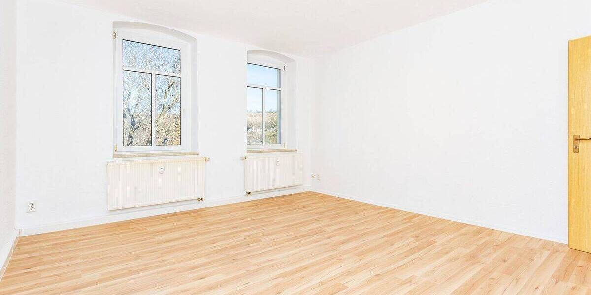 Etagenwohnung Gera Zwötzen - 2 Zimmer, 49 m&sup2;, 325&euro; | Angebot:26814654
