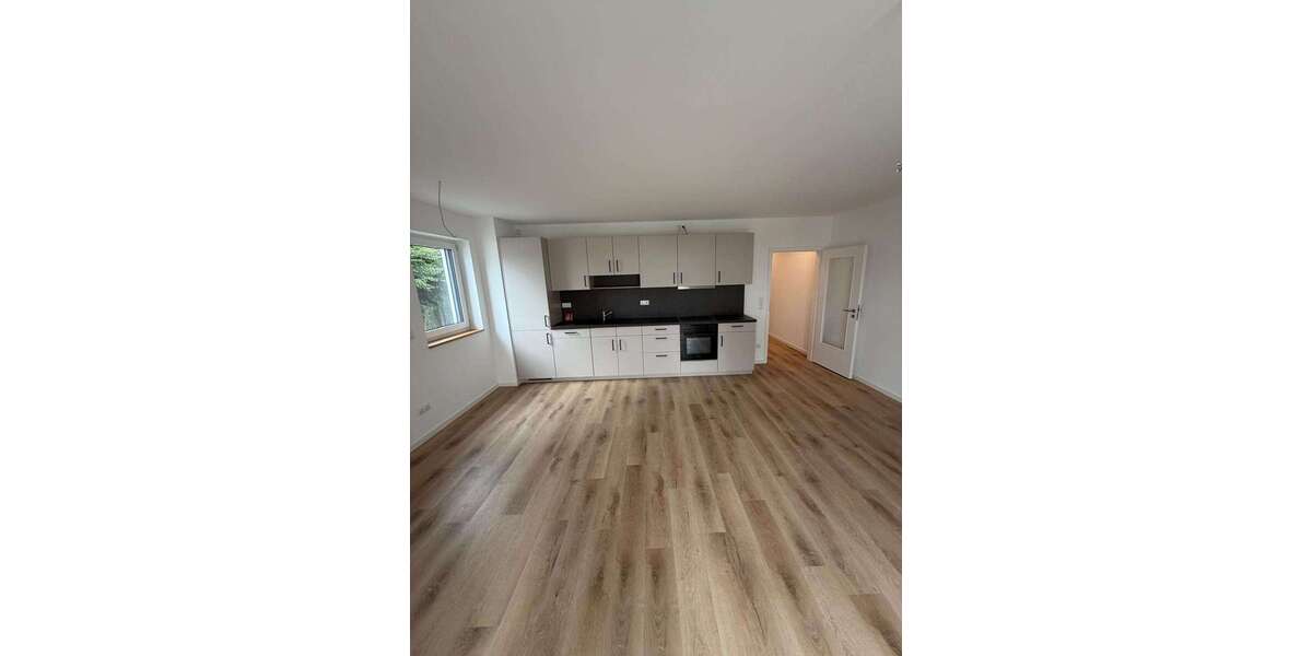 Etagenwohnung Straubing - 2 Zimmer, 65 m&sup2;, 880&euro; | Angebot:27263072