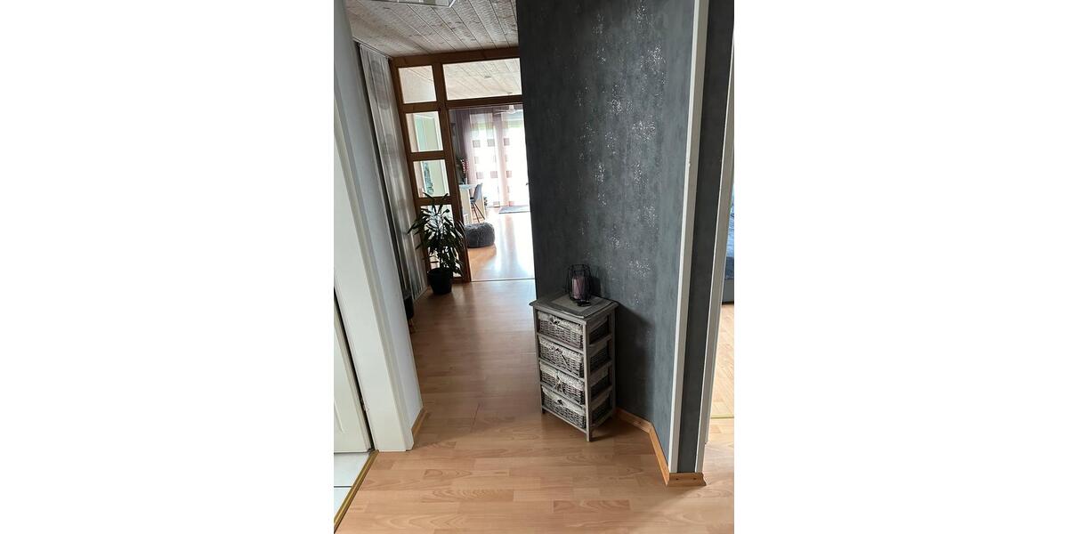 Dachgeschoßwohnung Gerolstein - 3 Zimmer, 85 m&sup2;, 1.100&euro; | Angebot:26683124