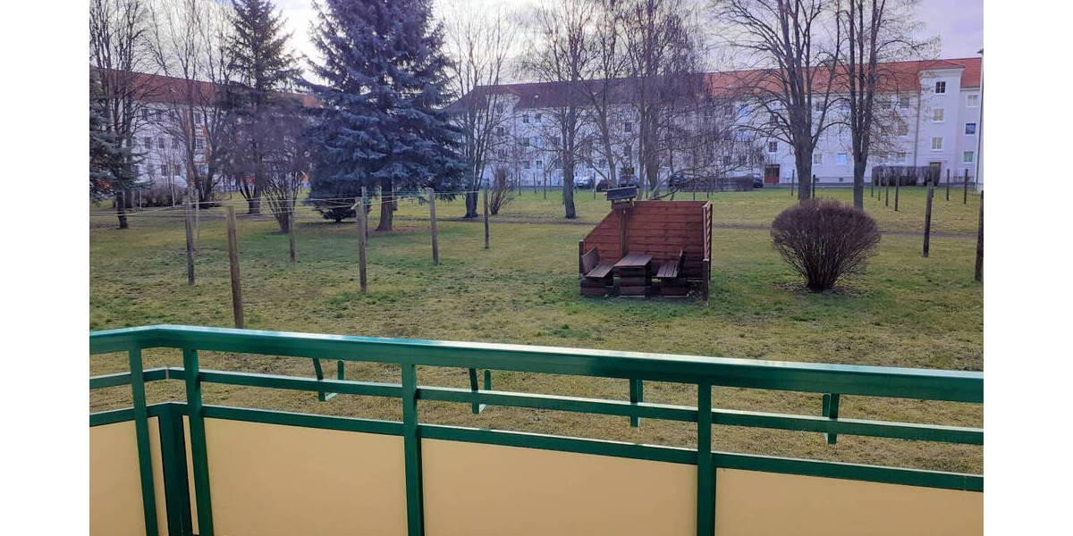 Etagenwohnung Braunsbedra - 3 Zimmer, 59 m&sup2;, 429&euro; | Angebot:26042926