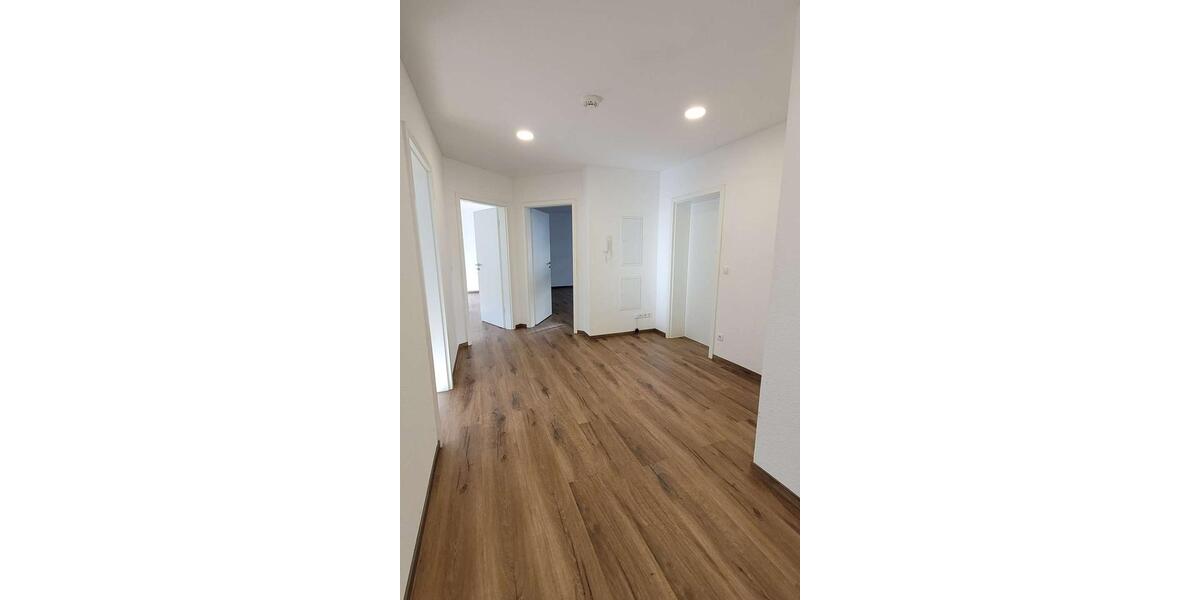 Erdgeschoßwohnung Gotha - 4 Zimmer, 140 m&sup2;, 950&euro; | Angebot:25221306