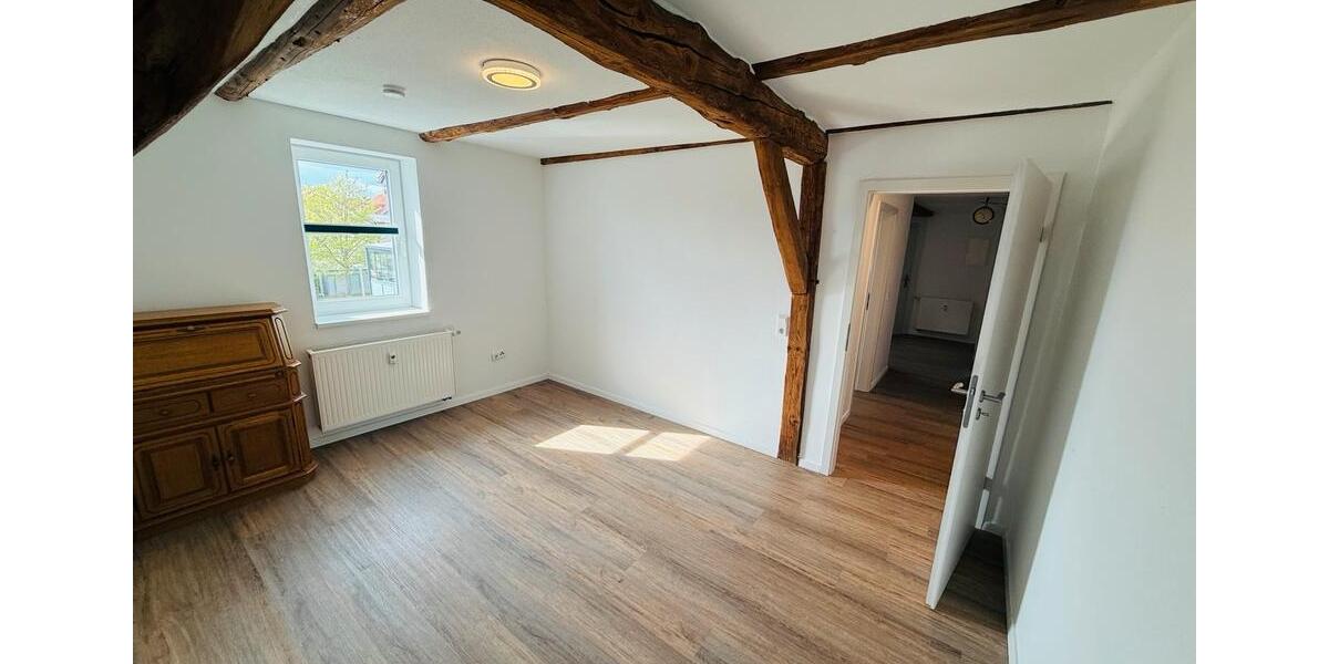 Maisonettenwohnung Bad Arolsen - 4 Zimmer, 100 m&sup2;, 980&euro; | Angebot:26704603