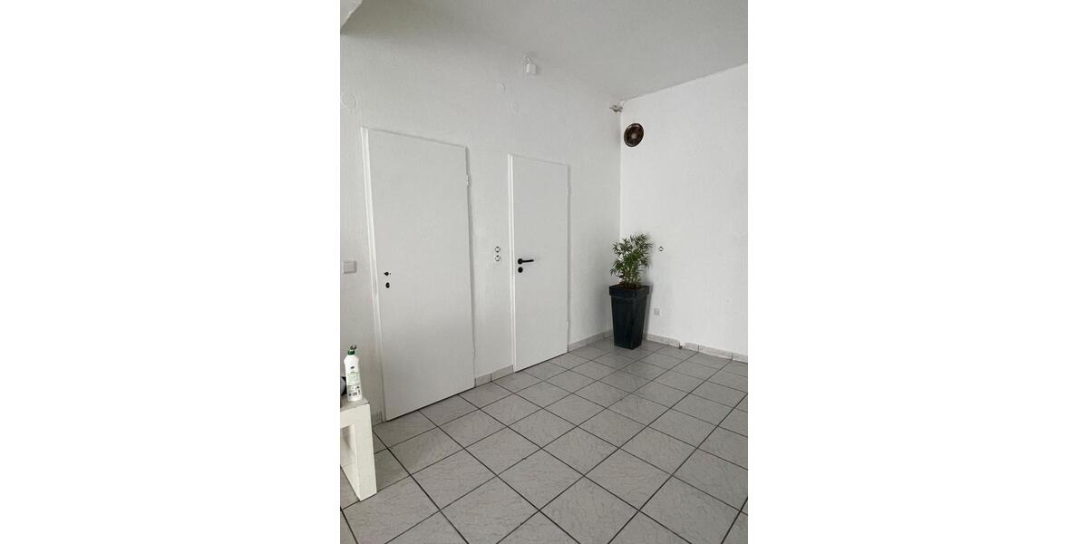 Gewerbeobjekt Krefeld Dießem - 1.200&euro; | Angebot:24383933