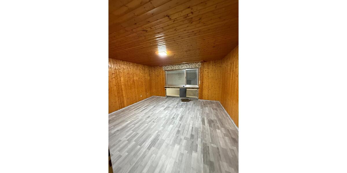 Mehrfamilienhaus, Wohnhaus Homburg - 4 Zimmer, 150 m&sup2;, 750&euro; | Angebot:24697344