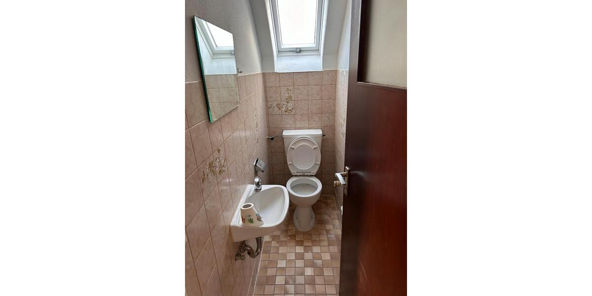 Dachgeschoßwohnung Königsfeld im Schwarzwald - 3 Zimmer, 103 m&sup2;, 800&euro; | Angebot:25961939