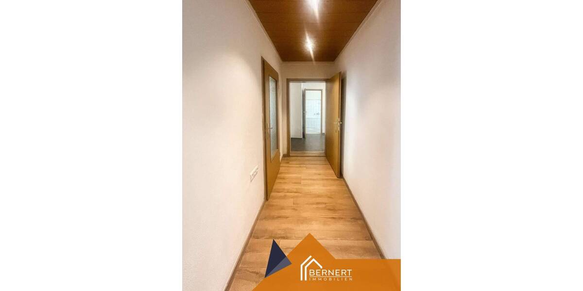 Etagenwohnung Oelsnitz/Vogtl. Oelsnitz - 2 Zimmer, 82 m&sup2;, 576&euro; | Angebot:26732952