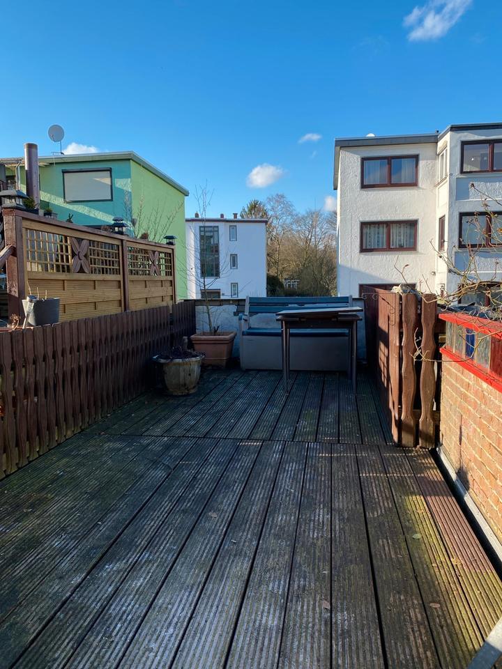 Altbau-WG mit Dachterrasse in der Nähe des Werdersees