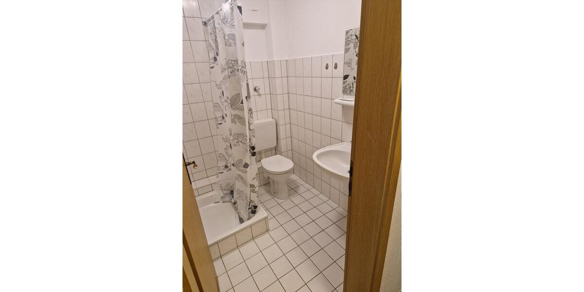 Dachgeschoßwohnung Siegen Weidenau - 1 Zimmer, 24 m&sup2;, 370&euro; | Angebot:24848951