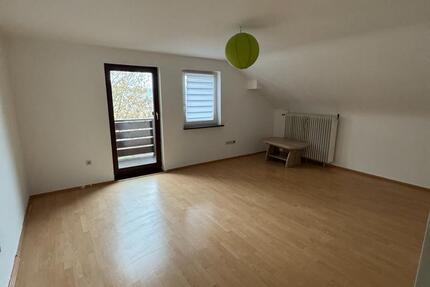 Wohnung Lohr am Main - 2.5 Zimmer, 70 m&sup2;, 700&euro; | Angebot:25755375