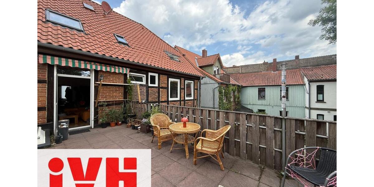 Charmante 5,5 Zimmer Maisonette-Wohnung mit Terrasse und Garten 5 zimmer