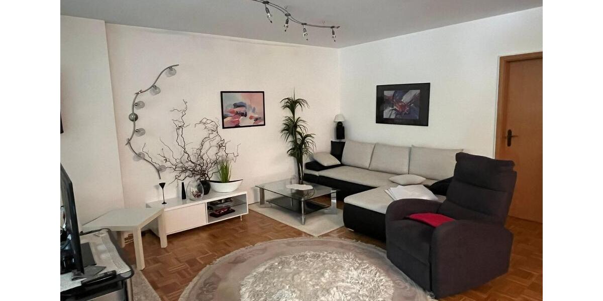 Etagenwohnung Zeven - 3 Zimmer, 108 m&sup2;, 860&euro; | Angebot:24700472