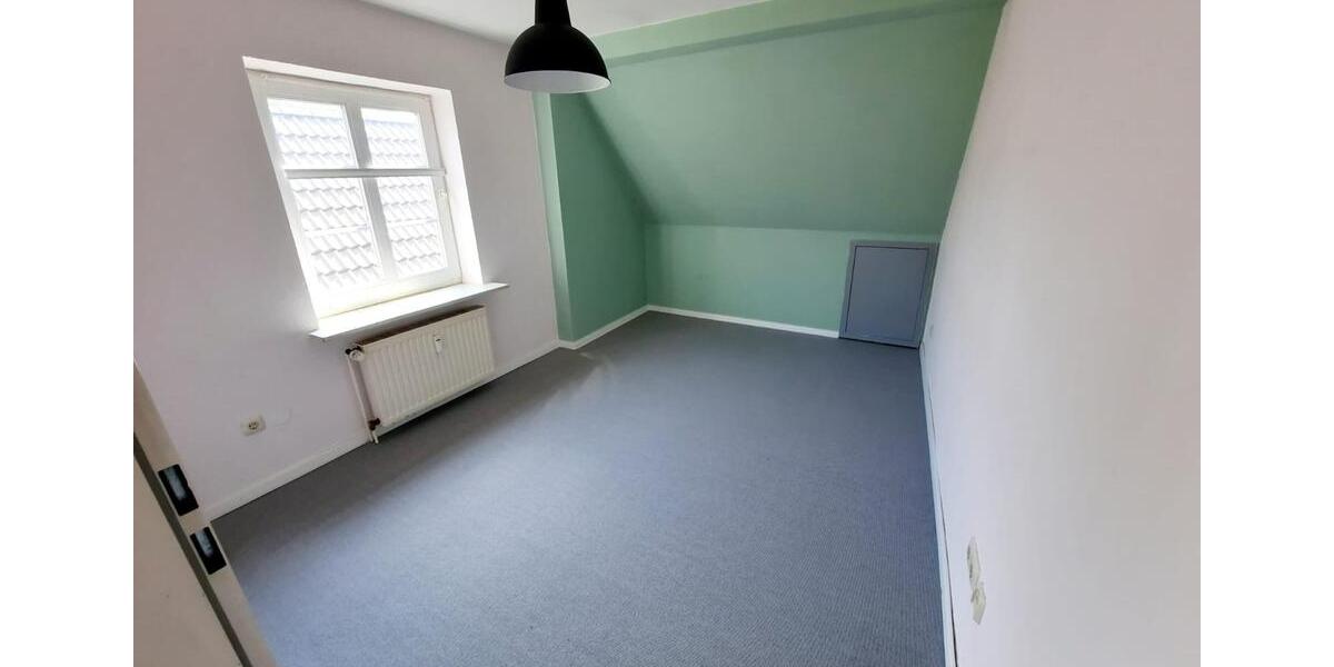 Dachgeschoßwohnung Risum-Lindholm Lindholm - 2.5 Zimmer, 31 m&sup2;, 350&euro; | Angebot:25930682