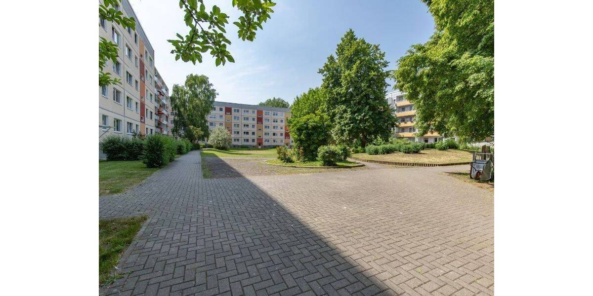 Etagenwohnung Magdeburg Neu Olvenstedt - 2 Zimmer, 55 m&sup2;, 369&euro; | Angebot:26817033