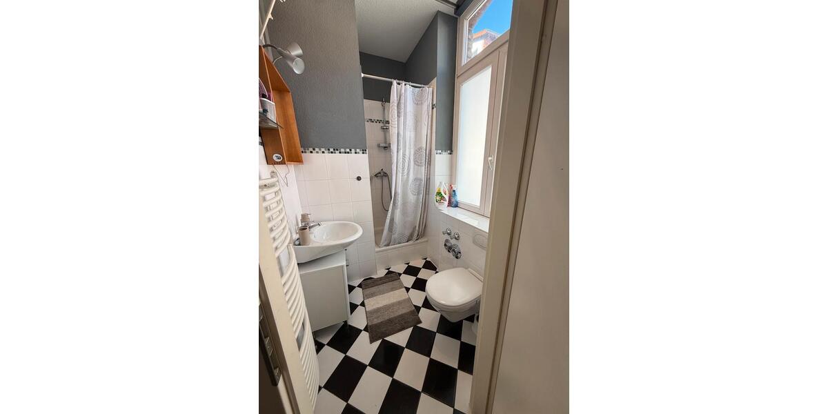 Etagenwohnung Wiesbaden - 2 Zimmer, 40 m&sup2;, 659&euro; | Angebot:26181423