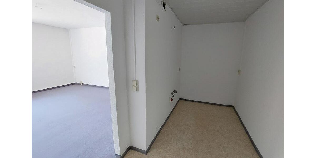 Etagenwohnung Suhl - 2 Zimmer, 54 m&sup2;, 280&euro; | Angebot:26629541