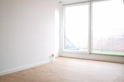 Balkonzimmer in der City 3 zimmer