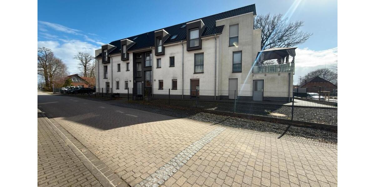 Erdgeschoßwohnung Sassenburg - 4 Zimmer, 110 m&sup2;, 1.115&euro; | Angebot:26005663