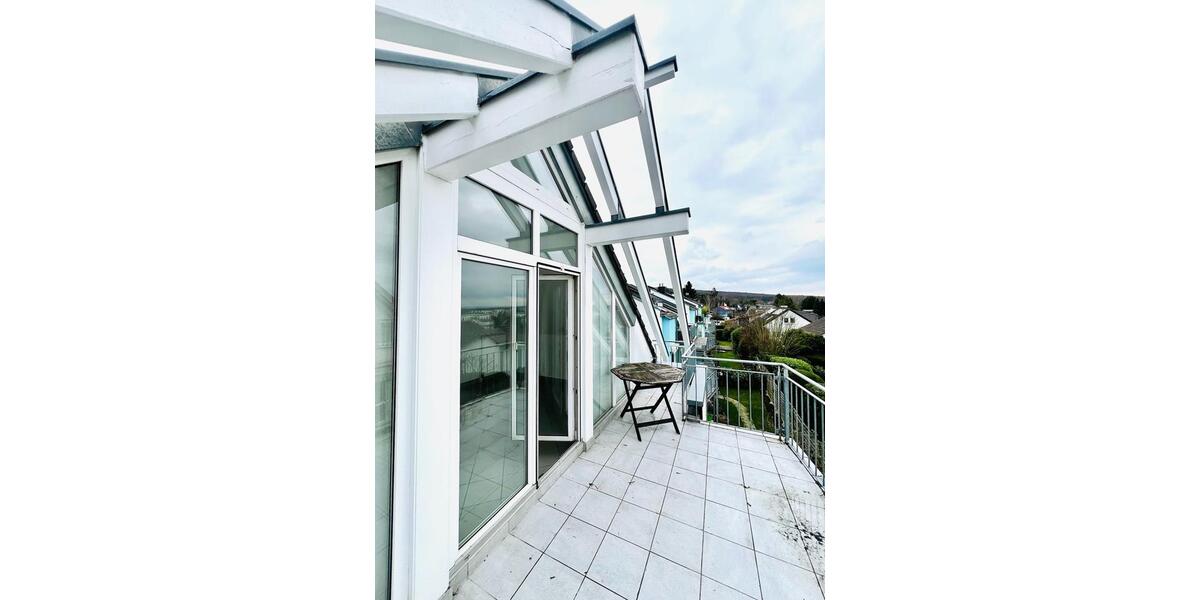 Dachgeschoßwohnung Friedrichsdorf - 2 Zimmer, 60 m&sup2;, 1.300&euro; | Angebot:25919026