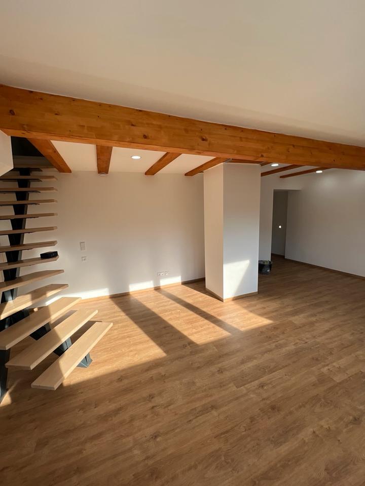 Moderne Maisonette-Wohnung mit Garten in Lenningen