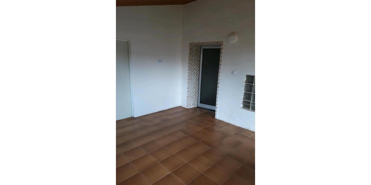 Etagenwohnung Üttfeld - 3 Zimmer, 70 m&sup2;, 650&euro; | Angebot:26612471