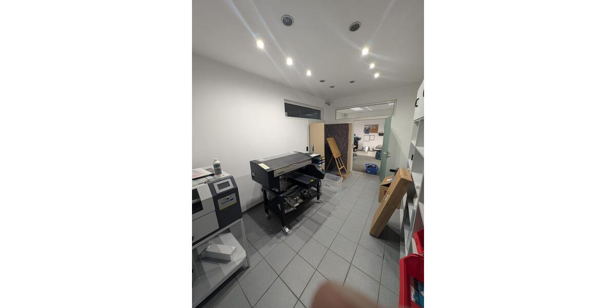 Gewerbeobjekt Hallstadt - 2.200&euro; | Angebot:24622177