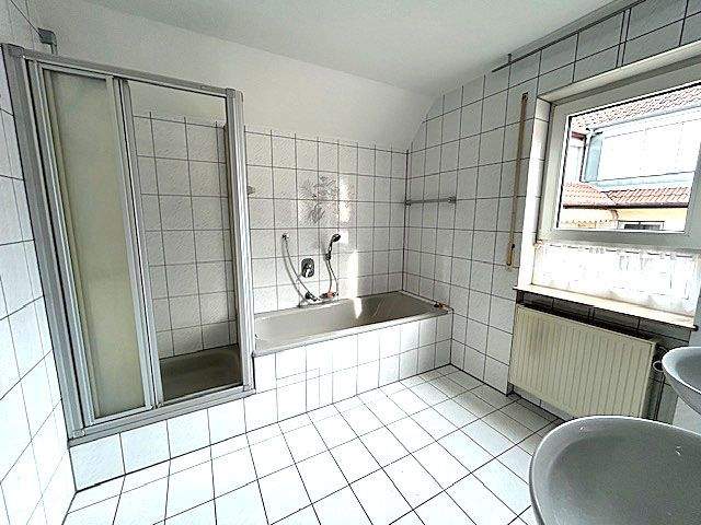 Etagenwohnung Birkenfeld - 4 Zimmer, 110 m&sup2;, 1.100&euro; | Angebot:25165712