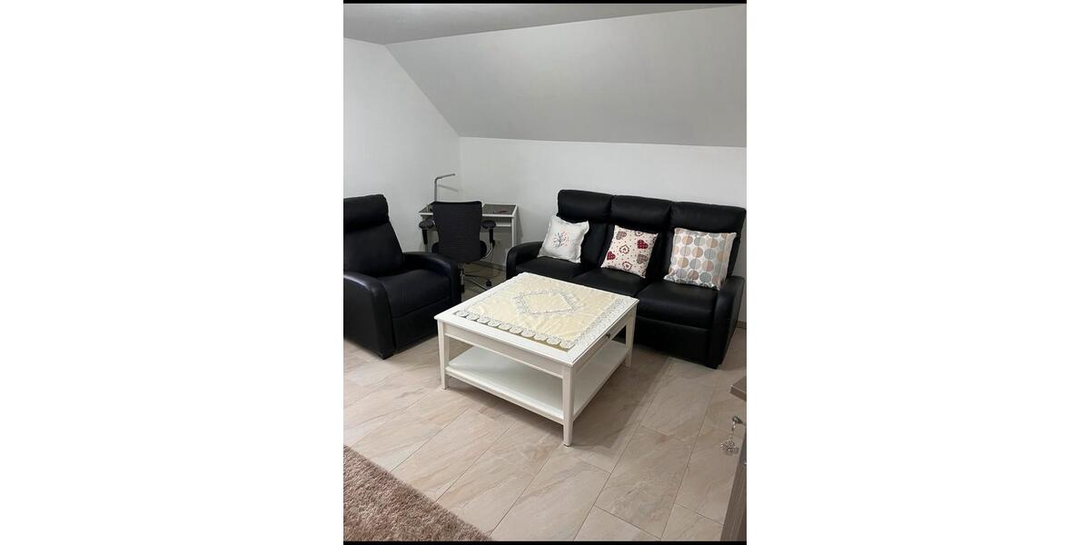 Dachgeschoßwohnung Wolfsburg - 2 Zimmer, 50 m&sup2;, 850&euro; | Angebot:25994094