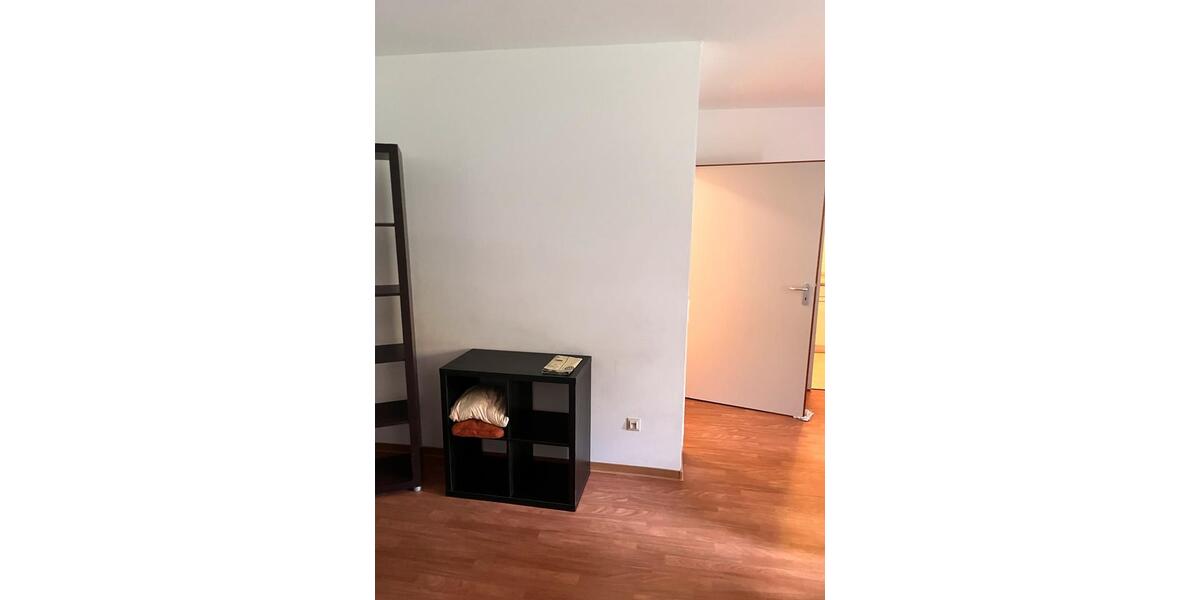 2 Zimmer-Whg. mit Gartennutzung am Galgenberg Regensburg zimmer