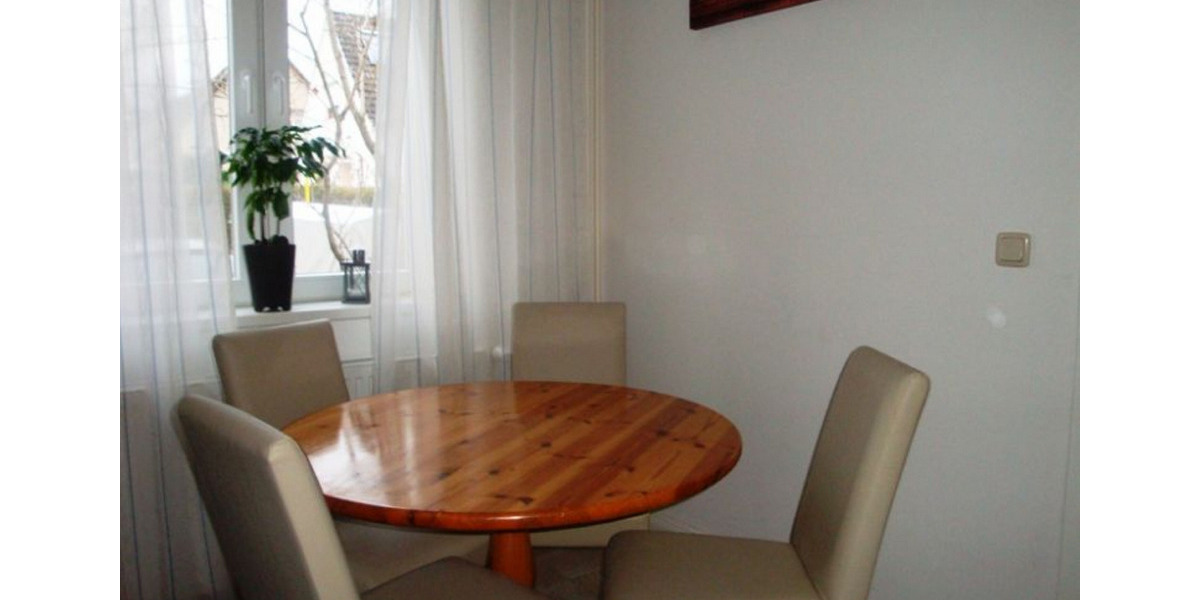 Einfamilienhaus Ratekau - 20 Zimmer, 299 m&sup2;, 2.500&euro; | Angebot:26478648