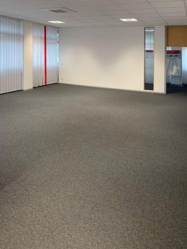 VB3922 Attraktive, barrierefreie, helle und klimatisierte Gewerbefläche mit großem Schaufenster Regensburg - Ost zimmer