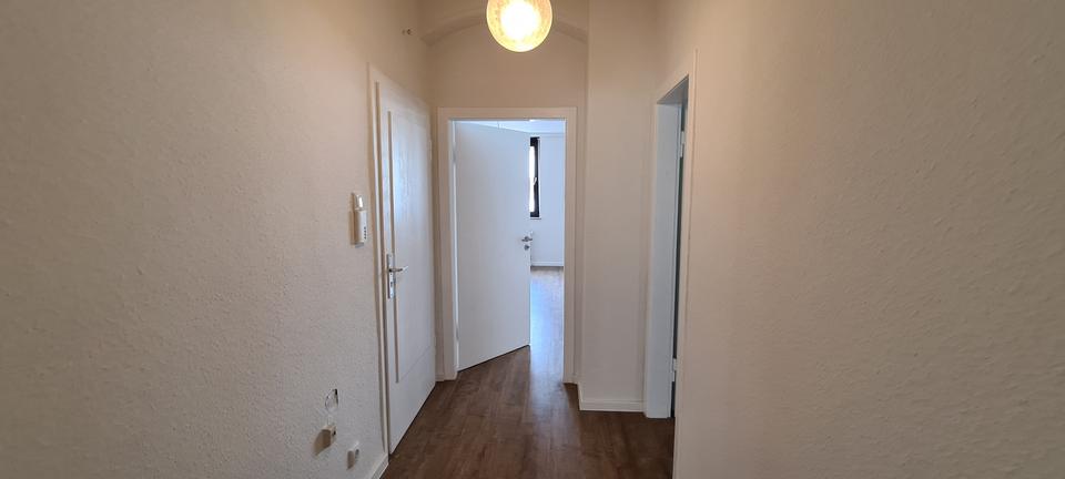 Erdgeschoßwohnung Mönchengladbach - 2 Zimmer, 83 m&sup2;, 830&euro; | Angebot:25884330