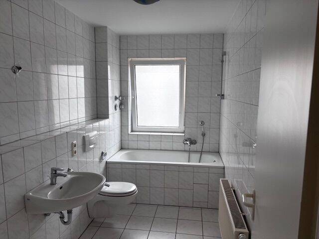 Etagenwohnung Köln Holweide - 3 Zimmer, 88 m&sup2;, 1.060&euro; | Angebot:26451492