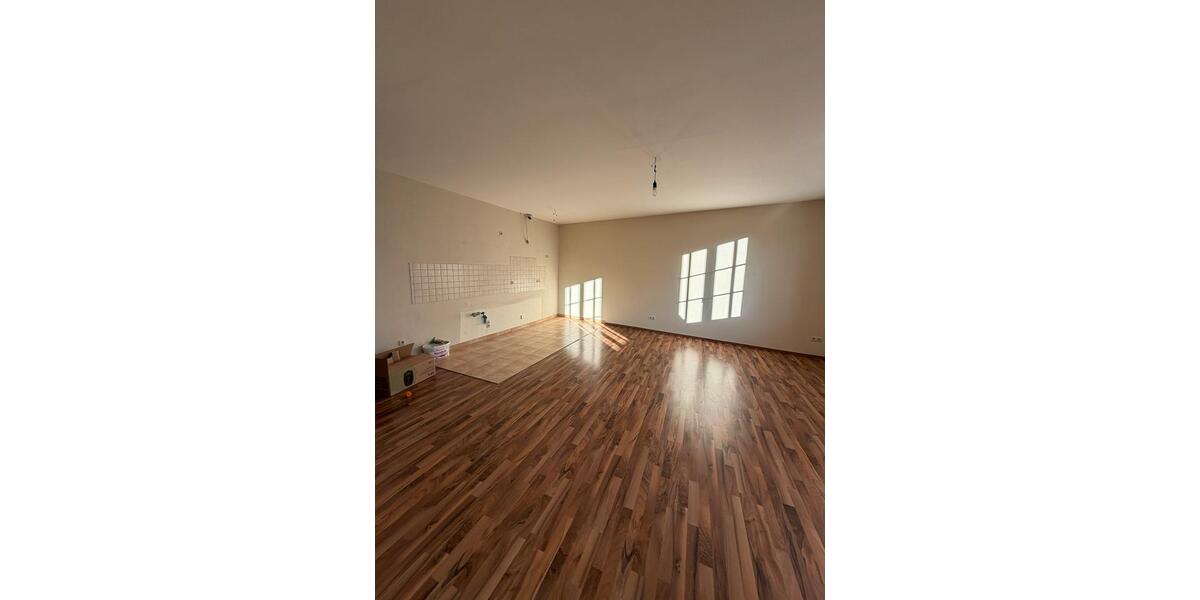 Etagenwohnung Zerbst (Anhalt) - 2 Zimmer, 54 m&sup2;, 340&euro; | Angebot:25919970