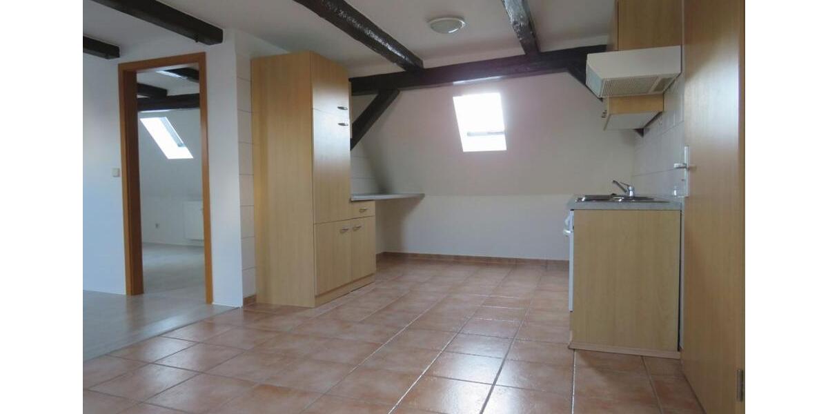 Dachgeschoßwohnung Klötze - 2 Zimmer, 51 m&sup2;, 345&euro; | Angebot:26061341