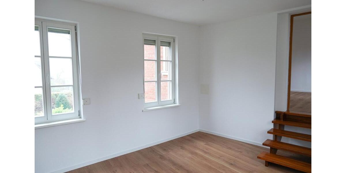 Etagenwohnung Hammelburg - 5 Zimmer, 133 m&sup2;, 900&euro; | Angebot:24480623