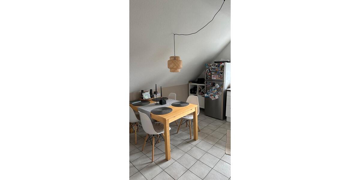 Dachgeschoßwohnung Griesheim - 1 Zimmer, 40 m&sup2;, 815&euro; | Angebot:26020923