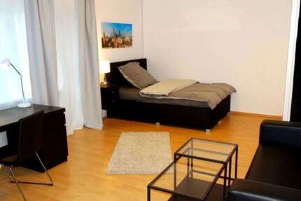 Wohnen auf Zeit in Frankfurt 1.350 € 1 zimmer