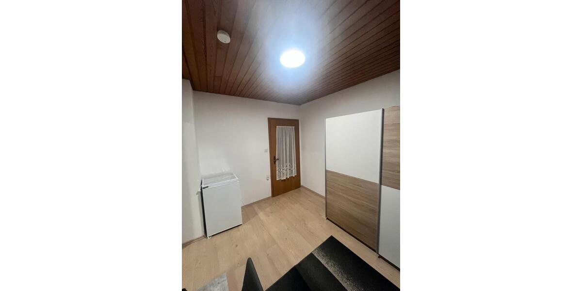 Etagenwohnung Neuburg an der Kammel - 4 Zimmer, 106 m&sup2;, 380&euro; | Angebot:24310832