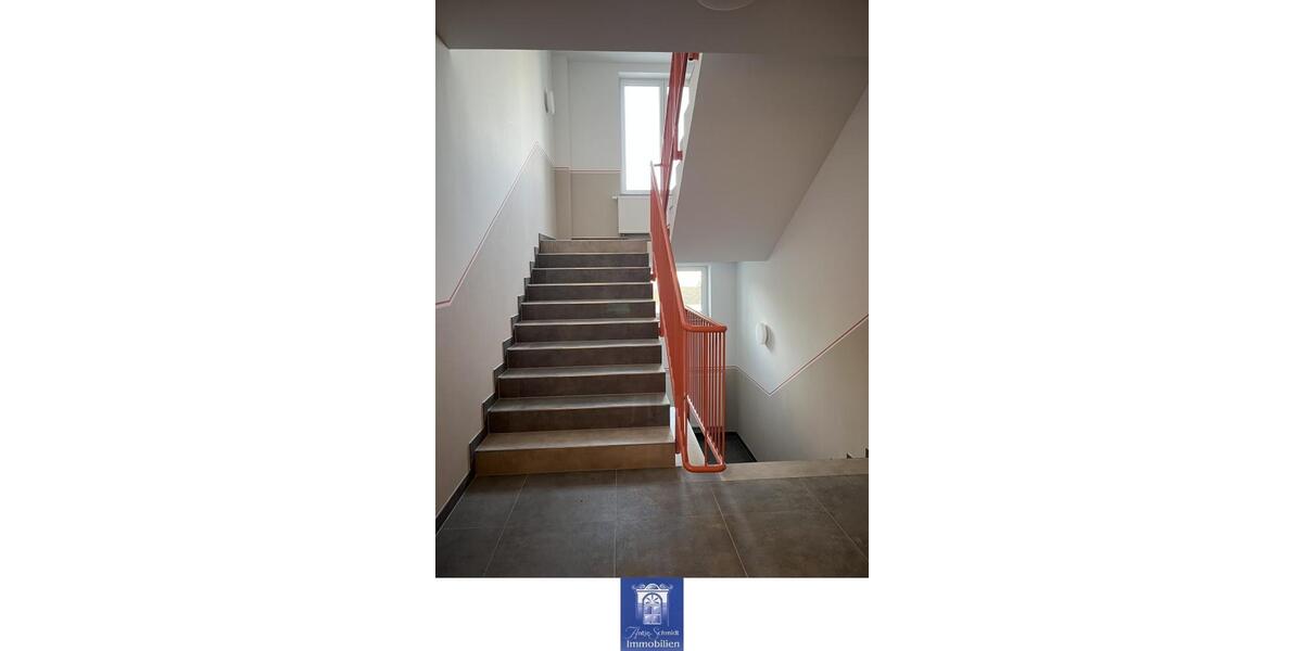 Dachgeschoßwohnung Arnsdorf - 2 Zimmer, 39 m&sup2;, 530&euro; | Angebot:24434556