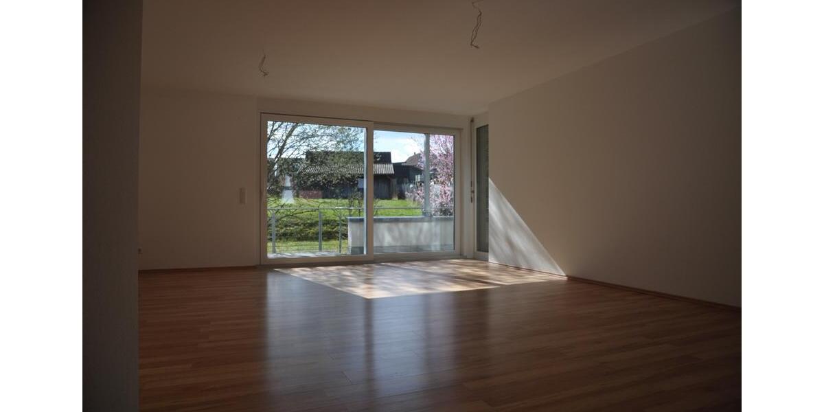 Etagenwohnung Aldingen - 4 Zimmer, 123 m&sup2;, 1.190&euro; | Angebot:26253117