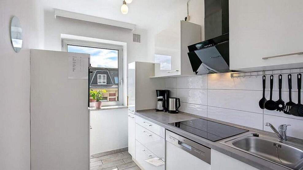 2 Zimmer-Wohnung mit Balkon im Tempelhof zentraler Lage 2 zimmer