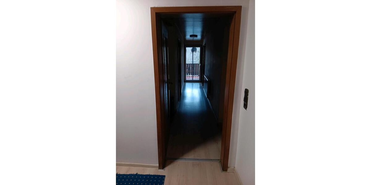 Etagenwohnung Möckmühl - 9 Zimmer, 160 m&sup2;, 1.800&euro; | Angebot:26705345
