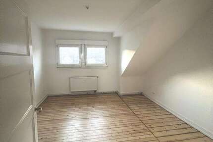Wohnung Karlsruhe Südstadt - 4 Zimmer, 88 m&sup2;, 950&euro; | Angebot:26168527