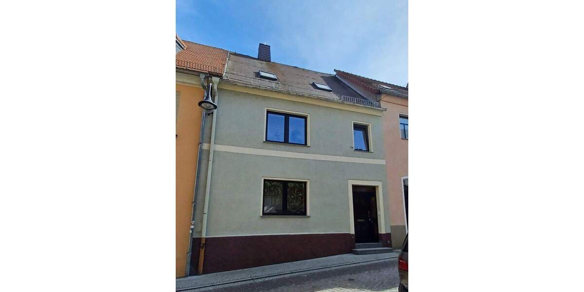 Reihenmittelhaus Oschatz - 6 Zimmer, 164 m&sup2;, 1.100&euro; | Angebot:25733596