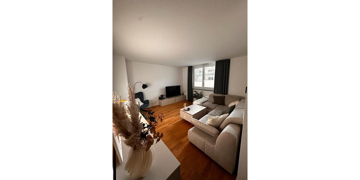 Maisonettenwohnung Frankfurt am Main Kalbach - 4 Zimmer, 107 m&sup2;, 1.300&euro; | Angebot:26577817