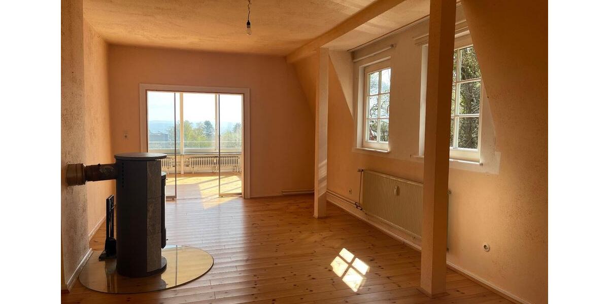 Etagenwohnung Kassel Harleshausen - 6 Zimmer, 113 m&sup2;, 1.100&euro; | Angebot:26194627